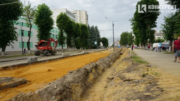 Каналізація, бордюри і поребрики: що зробили на проспекті Волі (фото, відео)