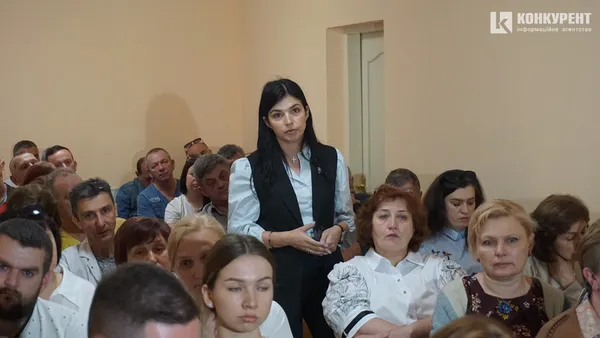 Яна Кінах