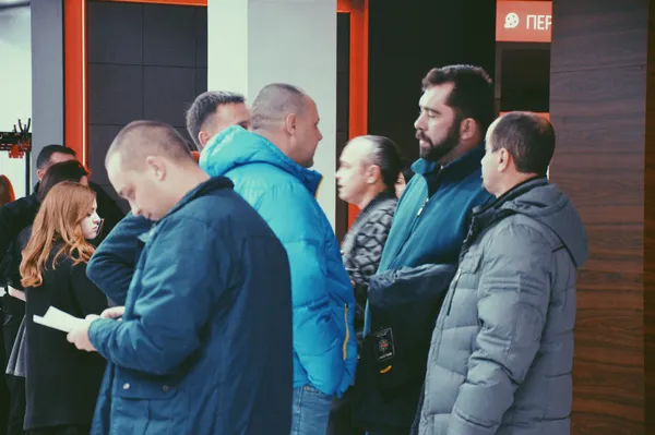 «У кожному пірожині головне - начинка»: у Луцьку відбувся концерт гурту «ТІК» (фото)