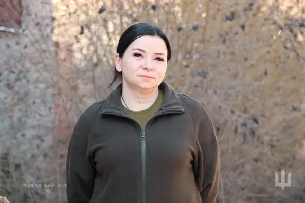 «Відьма» з волинської «сотки» поєднала службу, кулінарію і навчання в університеті (фото)