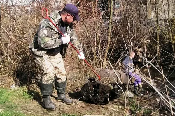 В День довкілля у Луцьку розчистили Сапалаївку (фото)