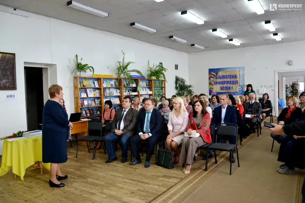 Покровському подякували за кошти на нові українські книги для луцьких бібліотек (фото)