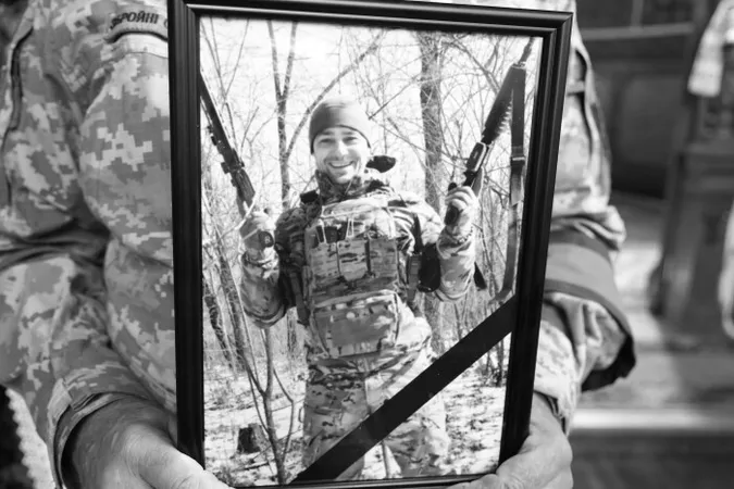 Загинув на Сумщині: у Луцьку попрощалися з Романом Любихом (фото)