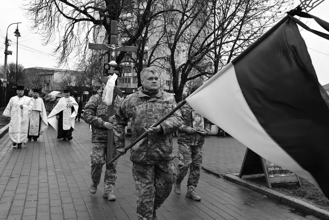 У Луцьку попрощалися із загиблим на Донеччині Ігорем Ревком (фото)