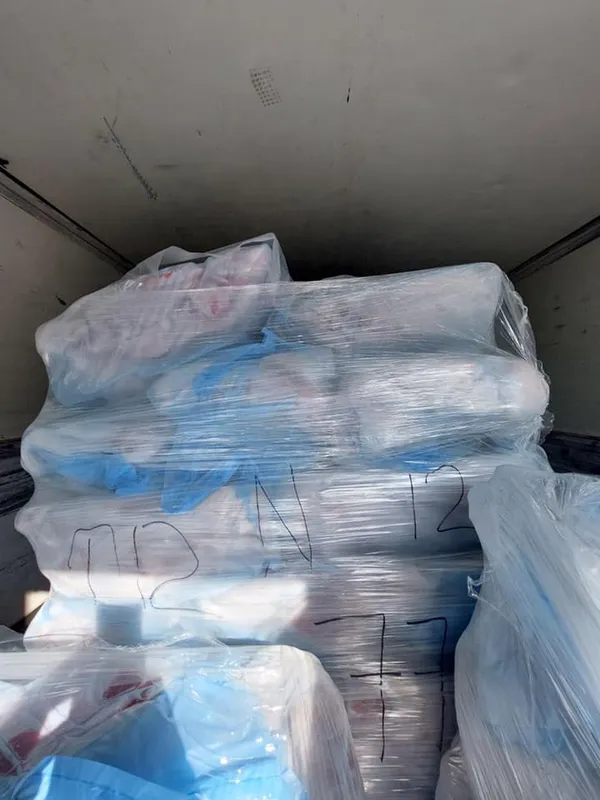 На Волині через кордон намагалися ввезти сало за підробленими документами (фото)