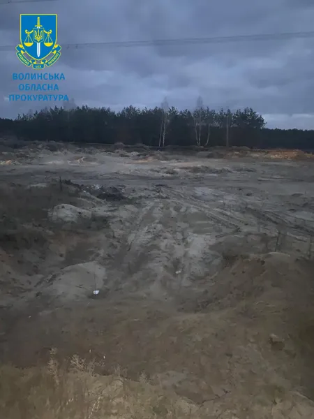 На Волині комунальники накрали піску на понад мільйон гривень (фото)
