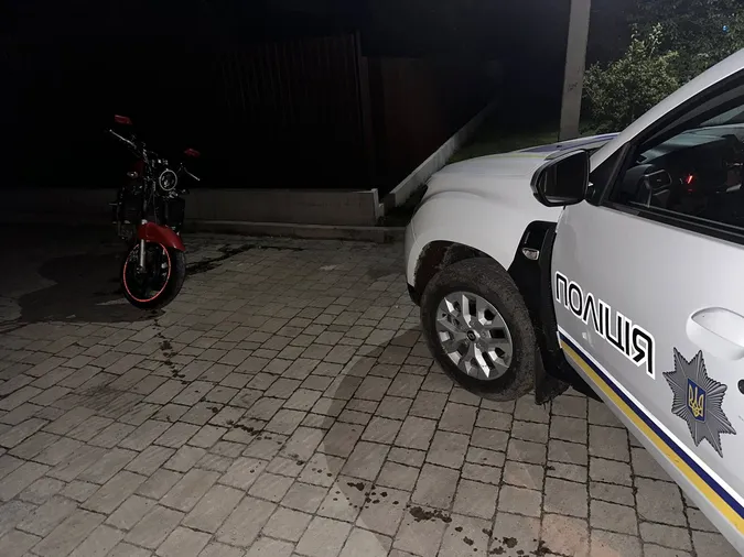Скарги на мотоциклістів змусили поліцію Підгайцівської громади посилити нічне патрулювання