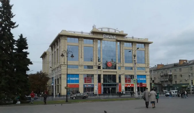 Як працюють найбільші луцькі торгові центри без світла і зв'язку