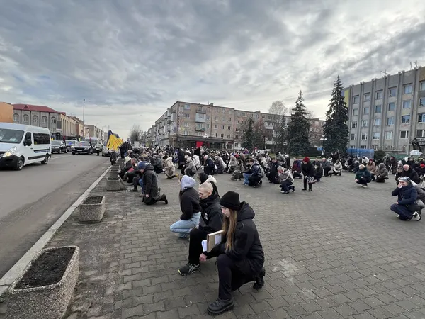 Пів року вважався зниклим: Ковель попрощався з полеглим захисником Юрієм Данилюком (фото)