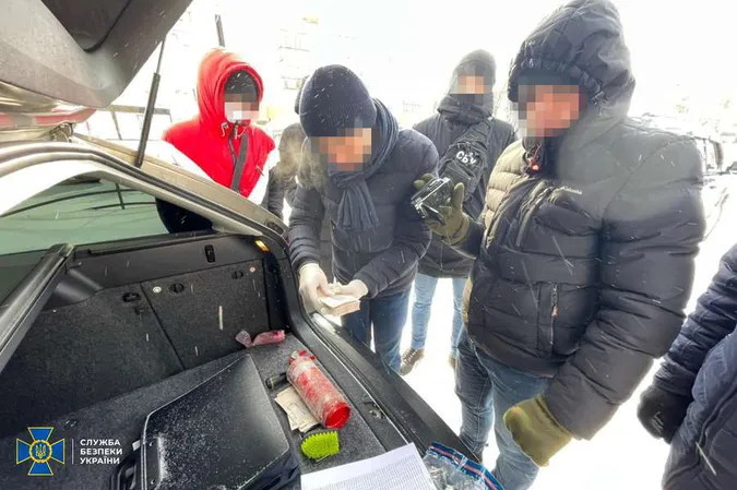 200 тисяч хабаря: радник директора волинського автодору піде під суд
