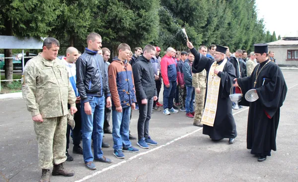 Волинських призовників відправили на військову службу (фото)