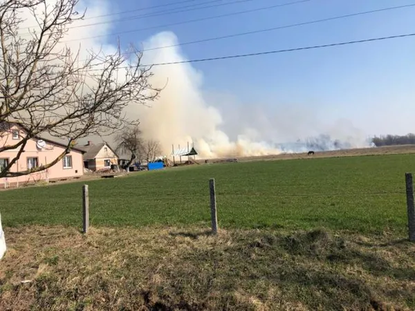 За вихідні на Волині загасили 28 пожеж (фото, відео)