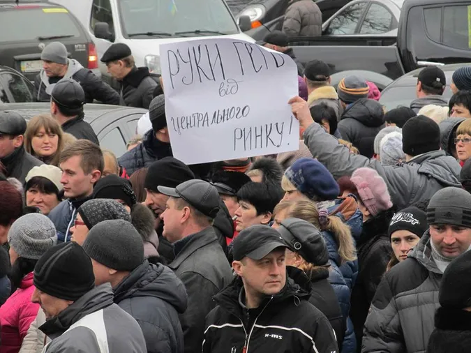 Що змусило підприємців вийти на мітинг до стін Луцькради? 