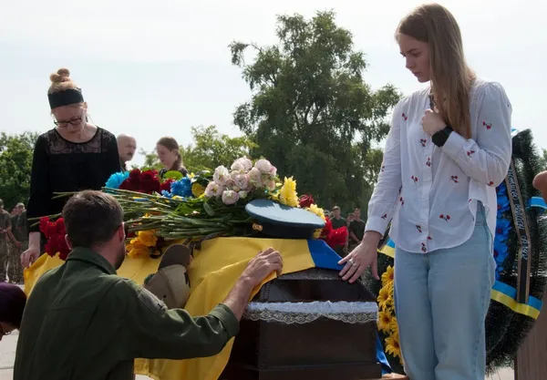 Попрощалися з пілотами винищувальної авіації, які загинули в авіакатастрофі на Житомирщині (фото)