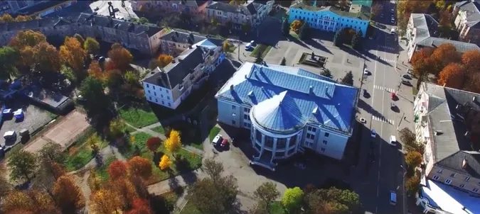 Показали захопливе відео Нововолинська з висоти пташиного польоту
