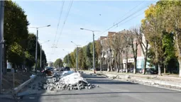 «Працюйте понаднормово!»: Поліщук наказав прискорити реконструкцію центрального проспекту Луцька (фото)
