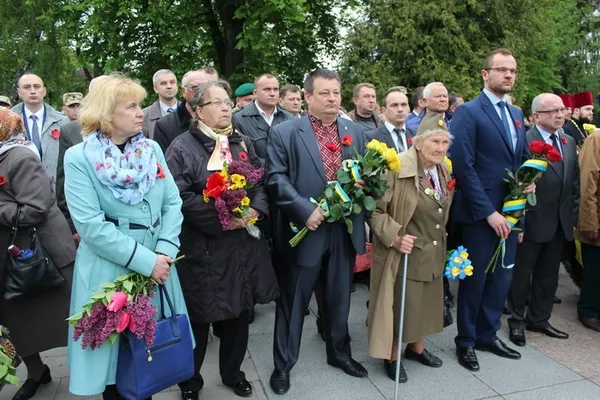 У Луцьку вшанували пам'ять загиблих під час Другої світової війни
