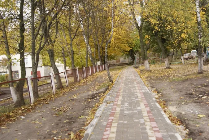 У Луцьку просять облаштувати пішохідну доріжку 