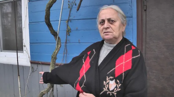 У Луцьку в будинку, пошкодженому ракетою, почали відновлювати дах (фото)