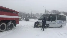 У Володимирі на автостанції застряг автобус (фото)