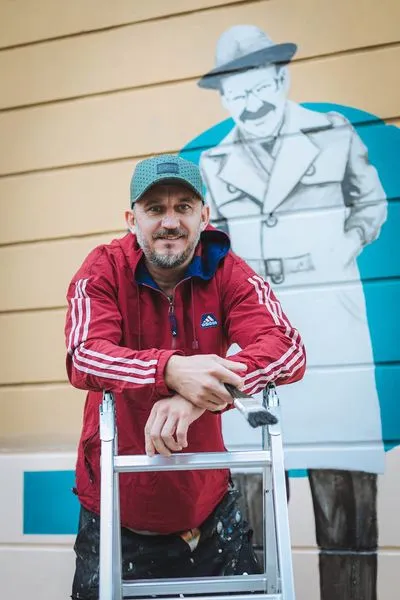 В Ужгороді з'явився другий мурал від луцького художника (фото)
