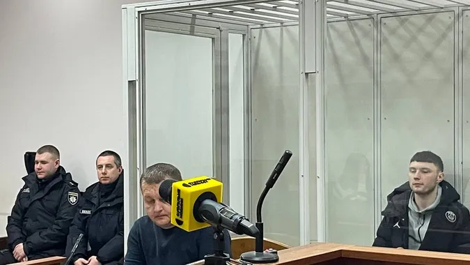 Організаторам вечірок з непритомними дівчатами обрали запобіжний захід