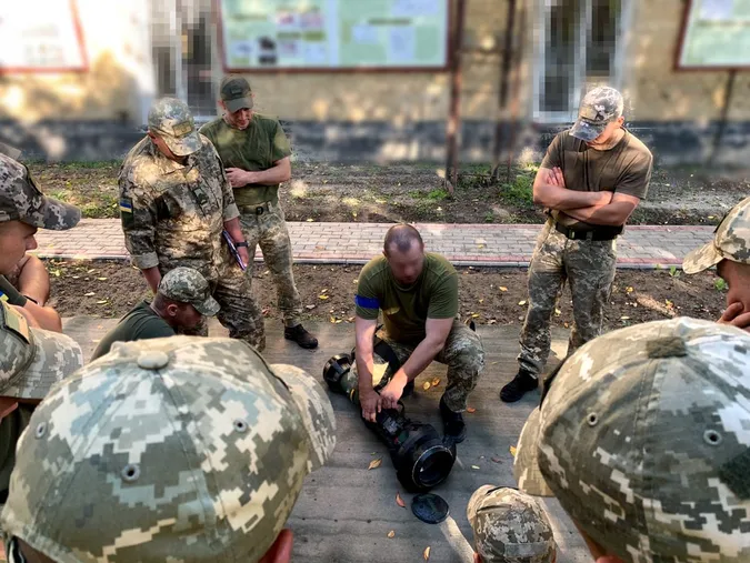 Волинським прикордонникам влаштували навчальний збір (фото)