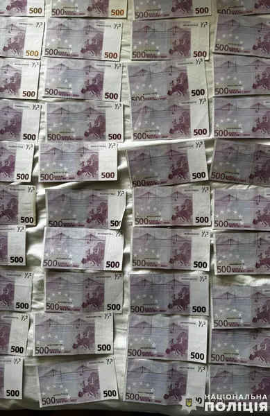 Автомати, пістолети, гранати та під 50 тисяч набоїв: на Львівщині затримали торговців зброєю (фото, відео)