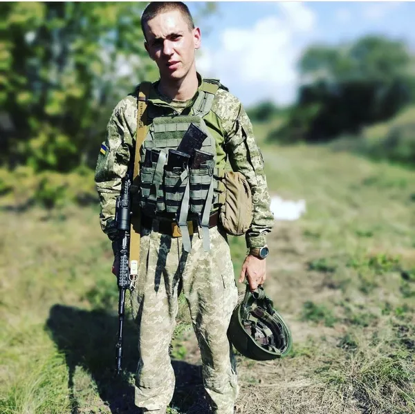 Вбиває ворога за допомогою дронів: аеророзвідника із Лища нагородили Орденом «За мужність» (фото)