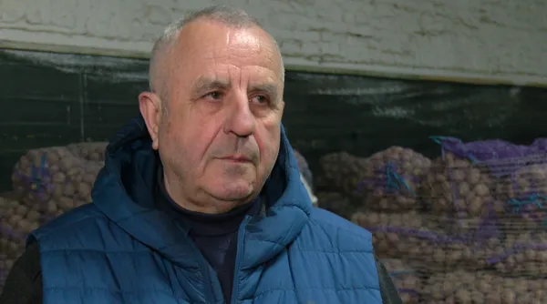 Німецька та голландська: на Волині ветеранам та родинам військових безплатно роздають картоплю (фото, відео)