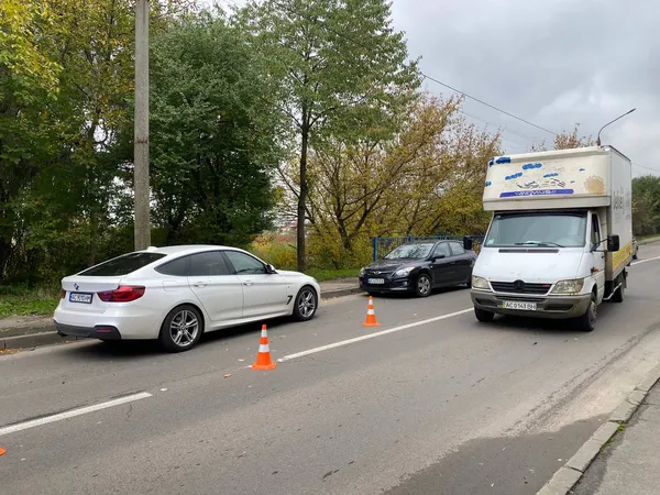 На Чернишевського в Луцьку авто збило пішохода (фото)