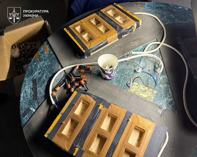 DURACELL знайшов на Львівщині цех своїх «липових» батарейок