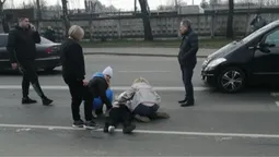 У Луцьку на Конякіна Opel збив жінку на «зебрі» (фото)