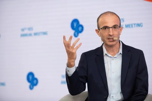 Клас «непотрібних людей» і цифрова диктатура: яке майбутнє чекає на людство