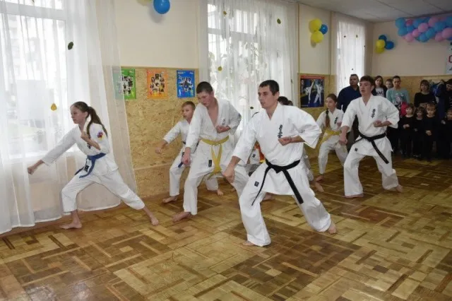 У Луцьку відкрили оновлений спортклуб