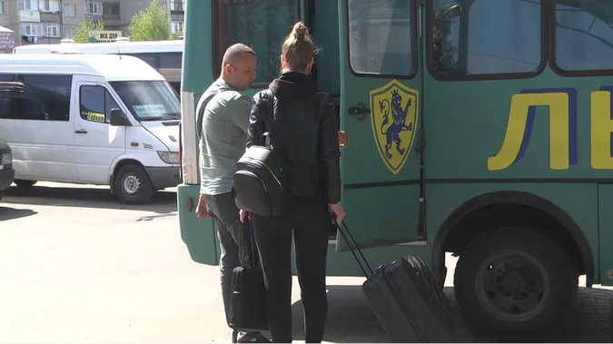 Дефіцит пального: на луцькій автостанції скасовують рейси і підвищують ціни квитків