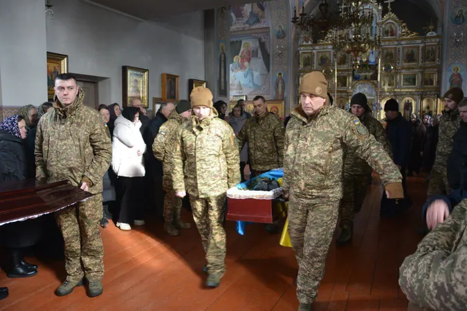 На Волині попрощалися з Героєм Валерієм Михалевичем (фото)