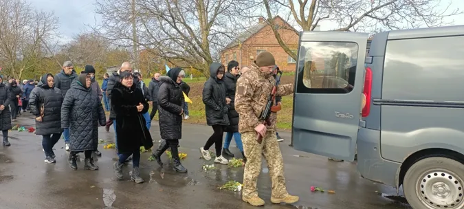 У Луцькому районі попрощалися із загиблим воїном Сергієм Кухарчуком (фото)