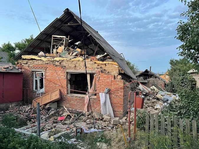 Росіяни випустили понад 30 снарядів по Нікополю: є жертви