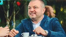 Нові книги та старі іграшки: депутат розповів, як проводить карантин