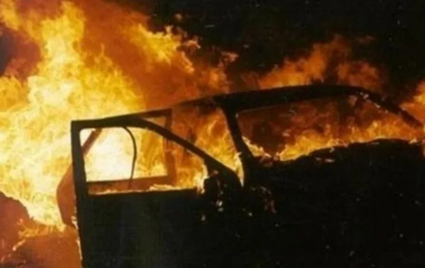 У Маріуполі підірвали авто одного з російських командирів, – міськрада (відео)
