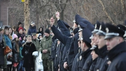 До 100 днів роботи луцьких патрульних зняли відеоролик