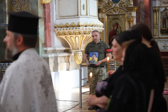 У Луцьку попрощалися з загиблим на Донеччині воїном Володимиром Клименком
