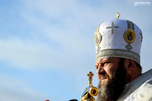 Як лучани на Стиру занурювалися на Водохреща (фото)