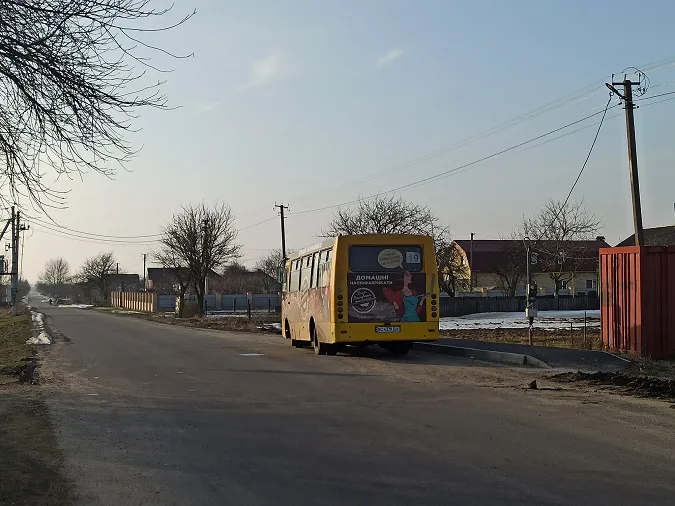 Водій луцької маршрутки не захотів їхати до кінцевої і висадив пасажирів (відео)