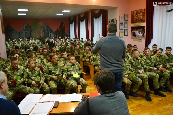 Чому наркотики – зло? Волинським ліцеїстам розказали про життя без залежностей (фото)