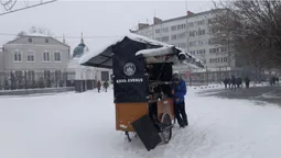 Люті зими повертаються: Луцьк замело снігом (фото)