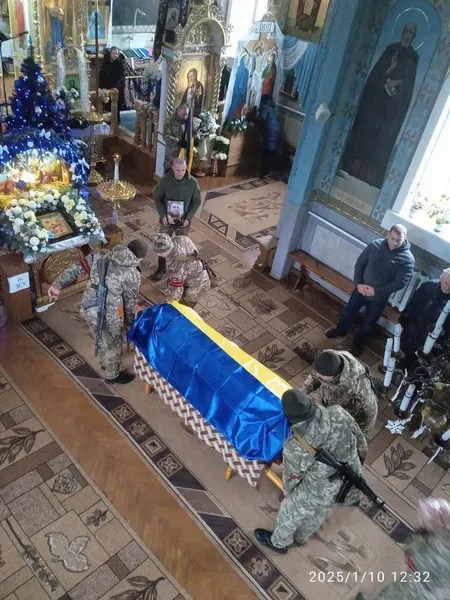 На Волині попрощалися із 27-річним захисником Павлом Копильцем (фото)