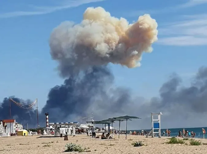 Операція зі звільнення Криму вже почалася, – Арестович