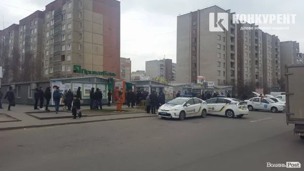 У Луцьку невідомий погрожував підірвати відділення «ПриватБанку». ФОТО